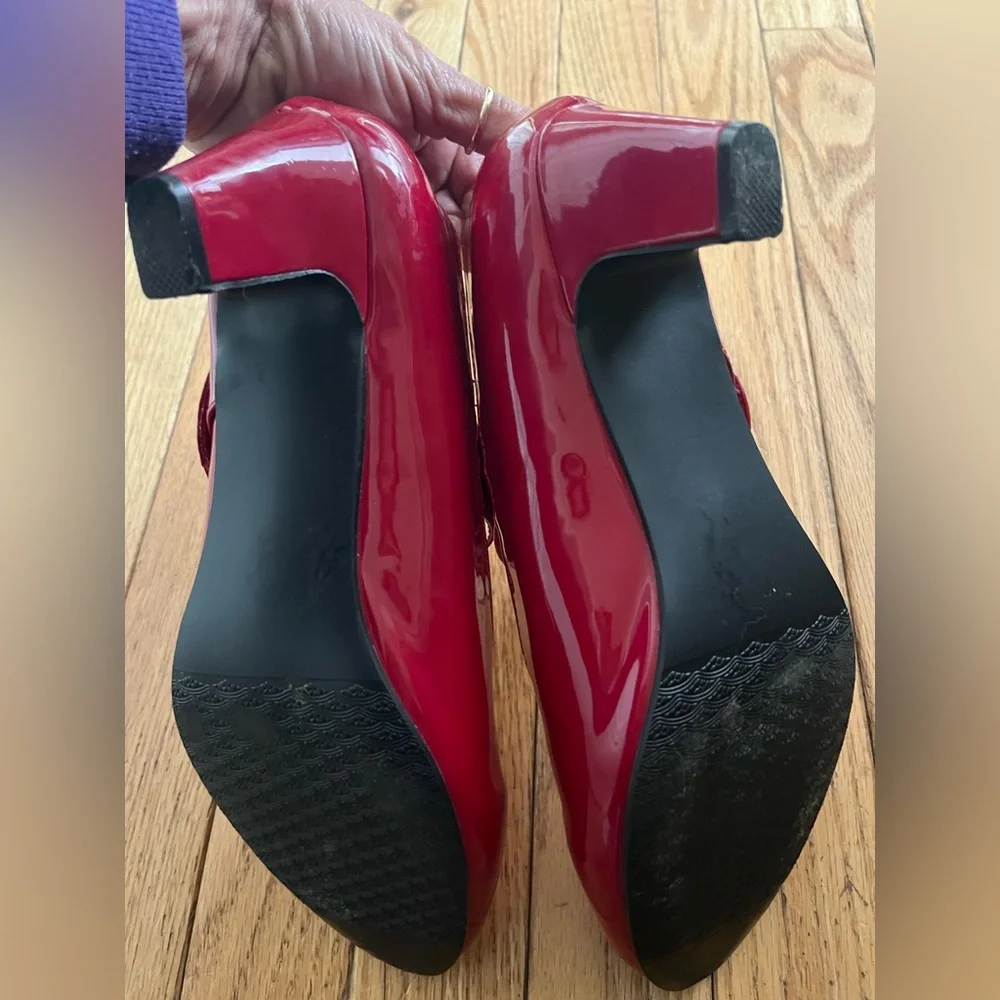 Red Patent Leather Mary Jane Heels Size 8 Retro Block Heel Pumps - Picture 3 of 3